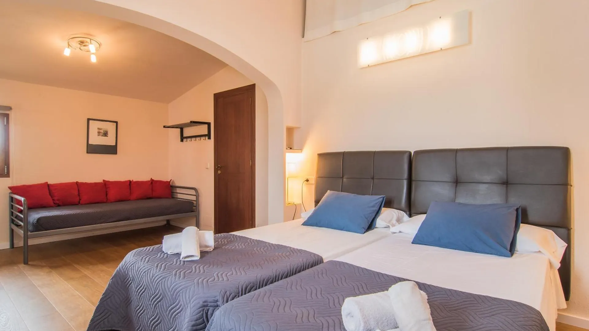 Finca Can Mel Buger Country house