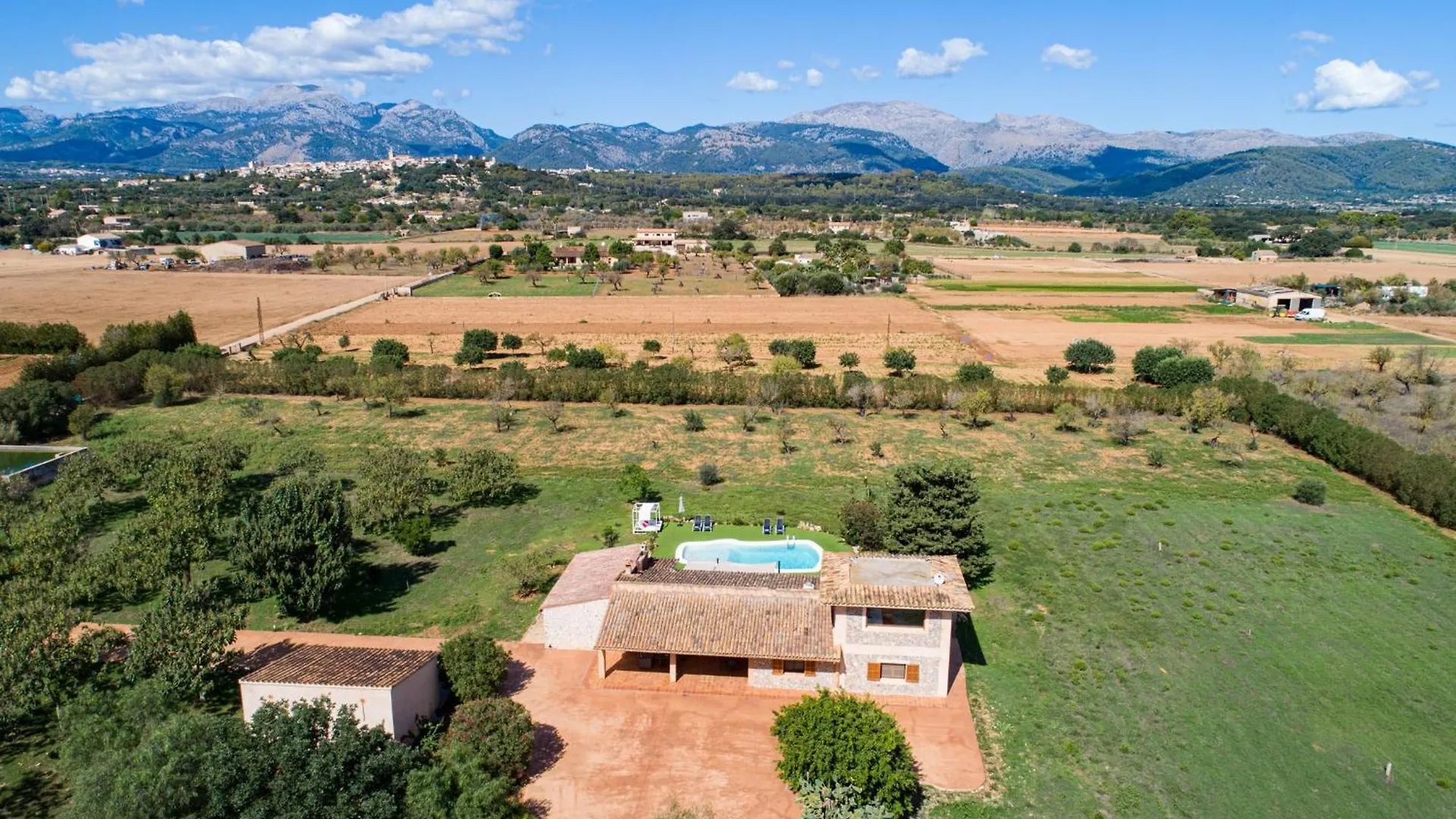 Finca Can Mel Buger Spain